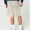At-the-Knee Baggy Cargo Shorts,At-the-Knee Baggy Cargo Shorts At-the-Knee Baggy Cargo Shorts,At-the-Knee Baggy Cargo Shorts