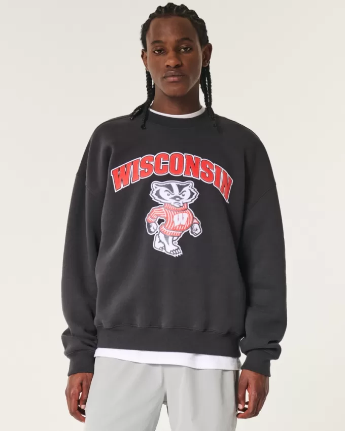 Boxy University of Wisconsin Graphic Crew Sweatshirt,Boxy University of Wisconsin Graphic Crew Sweatshirt Boxy University of Wisconsin Graphic Crew Sweatshirt,Boxy University of Wisconsin Graphic Crew Sweatshirt