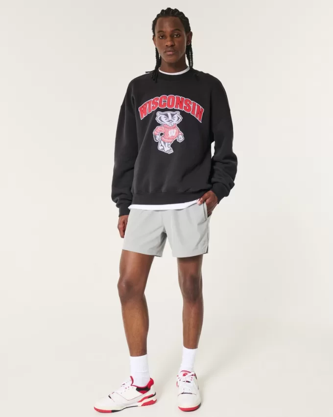 Boxy University of Wisconsin Graphic Crew Sweatshirt,Boxy University of Wisconsin Graphic Crew Sweatshirt Boxy University of Wisconsin Graphic Crew Sweatshirt,Boxy University of Wisconsin Graphic Crew Sweatshirt