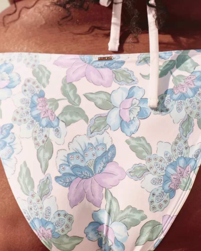 Crochet-Style Mixed High-Leg Cheeky Bikini Bottom,Crochet-Style Mixed High-Leg Cheeky Bikini Bottom Crochet-Style Mixed High-Leg Cheeky Bikini Bottom,Crochet-Style Mixed High-Leg Cheeky Bikini Bottom