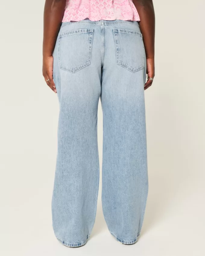 Curvy Low-Rise Light Wash Baggy Jeans,Curvy Low-Rise Light Wash Baggy Jeans Curvy Low-Rise Light Wash Baggy Jeans,Curvy Low-Rise Light Wash Baggy Jeans