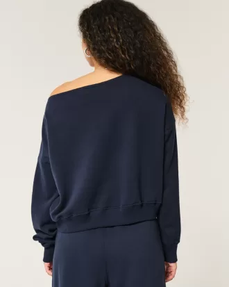 Easy Off-the-Shoulder Sweatshirt,Easy Off-the-Shoulder Sweatshirt