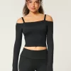 Gilly Hicks Active Recharge Off-the-Shoulder Top,Gilly Hicks Active Recharge Off-the-Shoulder Top Gilly Hicks Active Recharge Off-the-Shoulder Top,Gilly Hicks Active Recharge Off-the-Shoulder Top