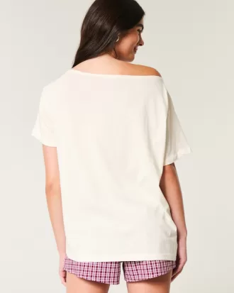 Oversized Off-the-Shoulder Snoopy Graphic Tee,Oversized Off-the-Shoulder Snoopy Graphic Tee Oversized Off-the-Shoulder Snoopy Graphic Tee,Oversized Off-the-Shoulder Snoopy Graphic Tee