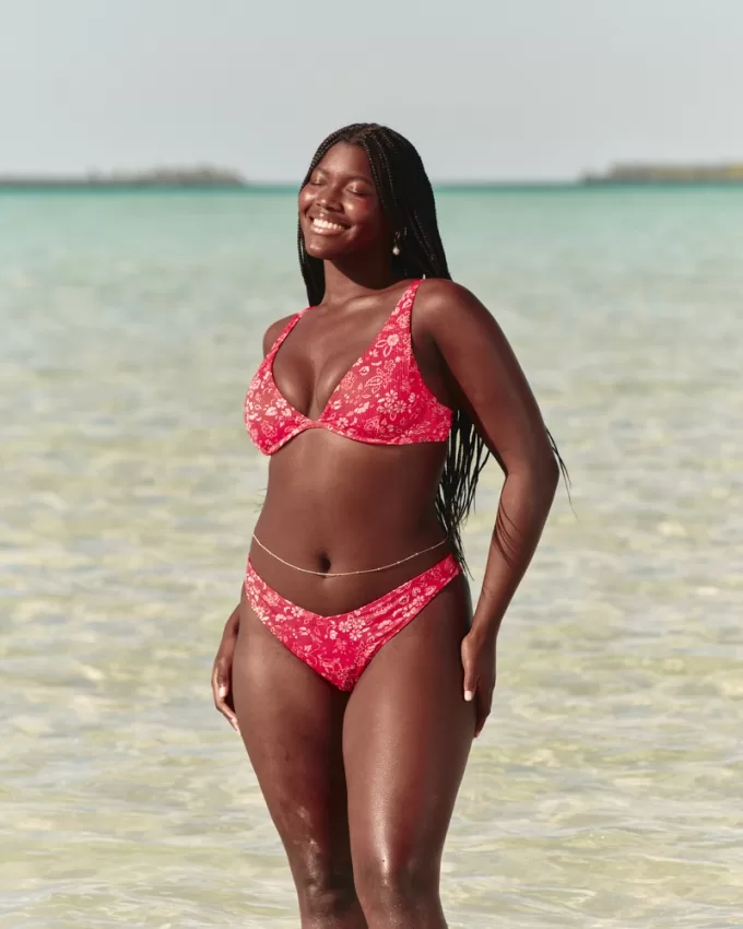 Ribbed High Apex Underwire Bikini Top,Ribbed High Apex Underwire Bikini Top Ribbed High Apex Underwire Bikini Top,Ribbed High Apex Underwire Bikini Top