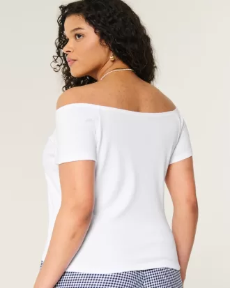 Short Sleeve Skimming Off-the-Shoulder Top,Short Sleeve Skimming Off-the-Shoulder Top